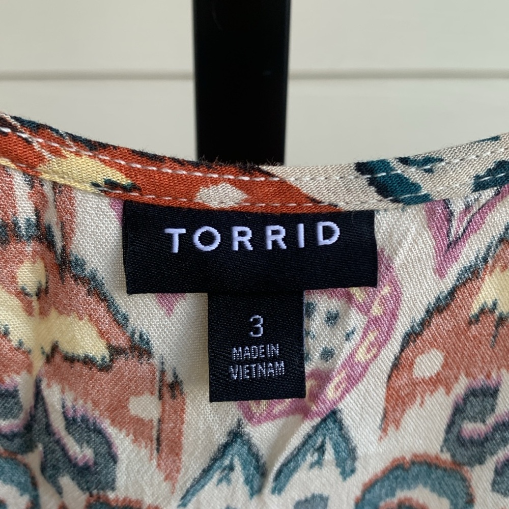 Torrid Top Ikat Print Gauze Smocked Surplice Blouse Shirt Plus Size 3X - Picture 7 of 9